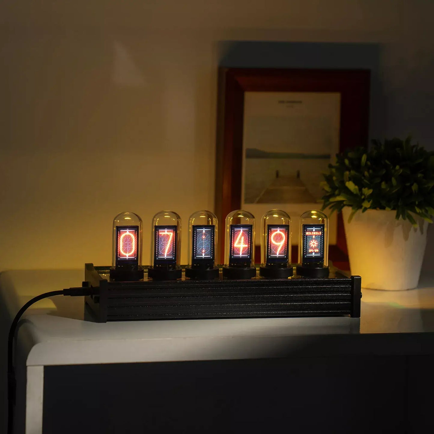 xCool Elekstube Nixie Tube Clock Style in Cyberpunk&Vintage Decor with Mood Lighting